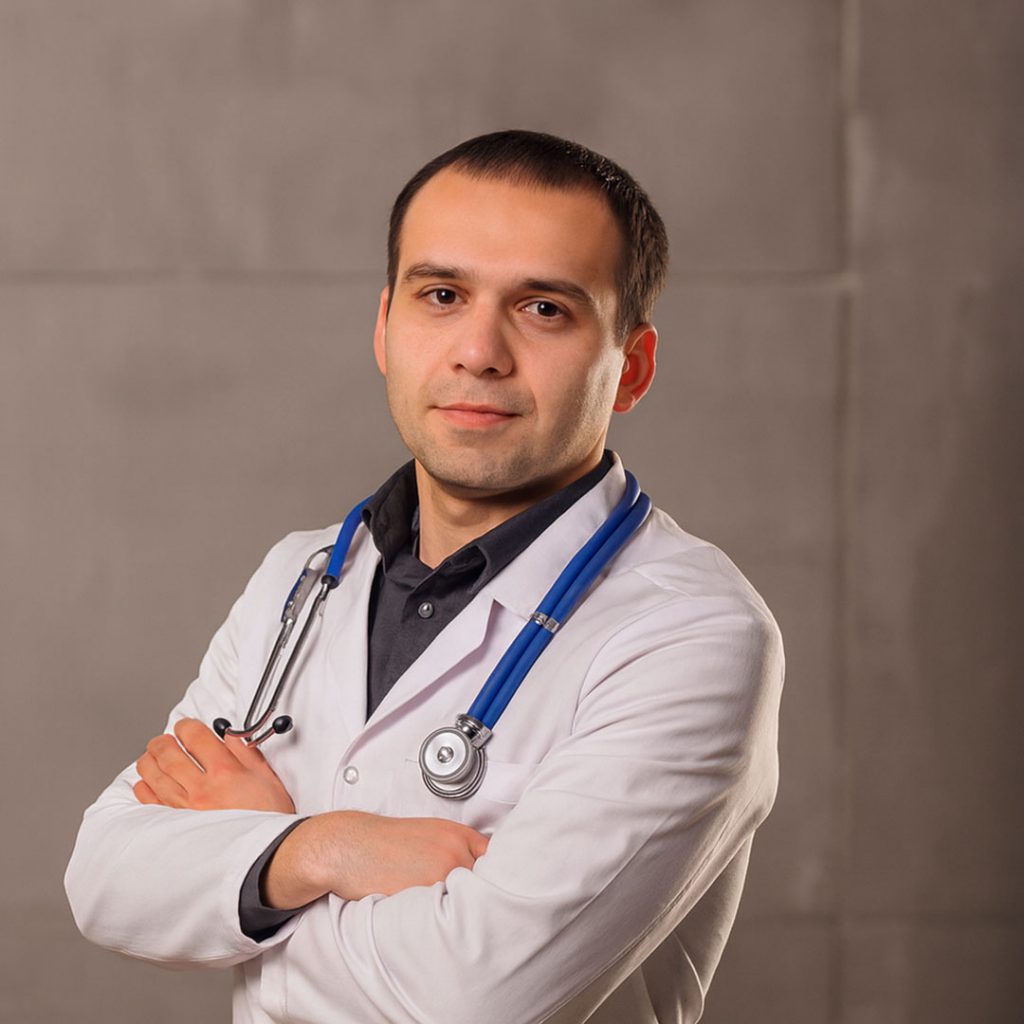 Алиев Нариман Бахтиерович - врач-терапевт